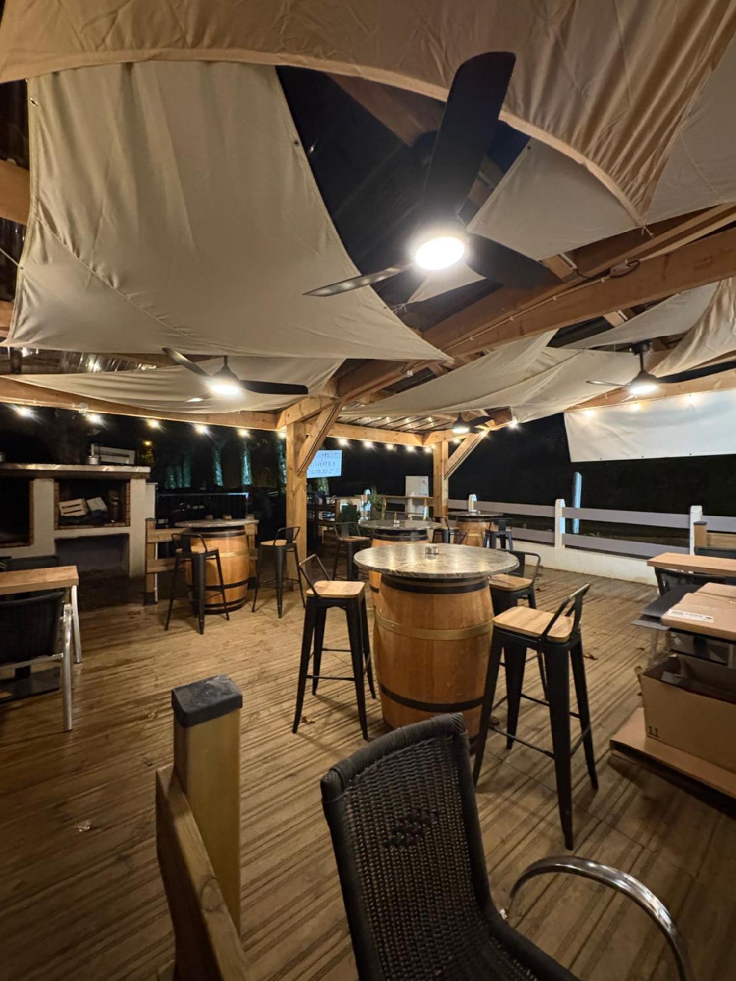 Tardets-Sorholus La Cheminee - Chambres D'Hotes Avec Bar-Restaurant מראה חיצוני תמונה
